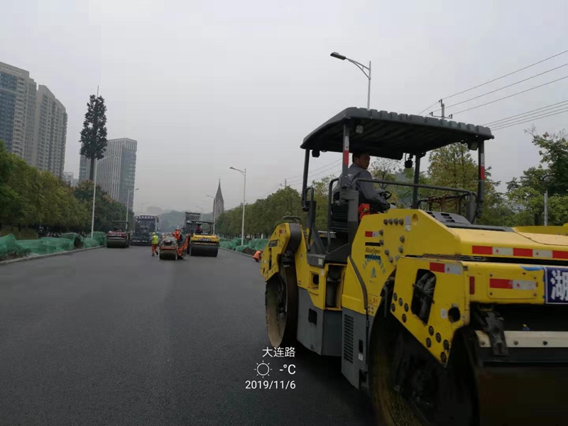 宜昌市大连路这条城市“大动脉”披上崭新的外衣即将正式通车了